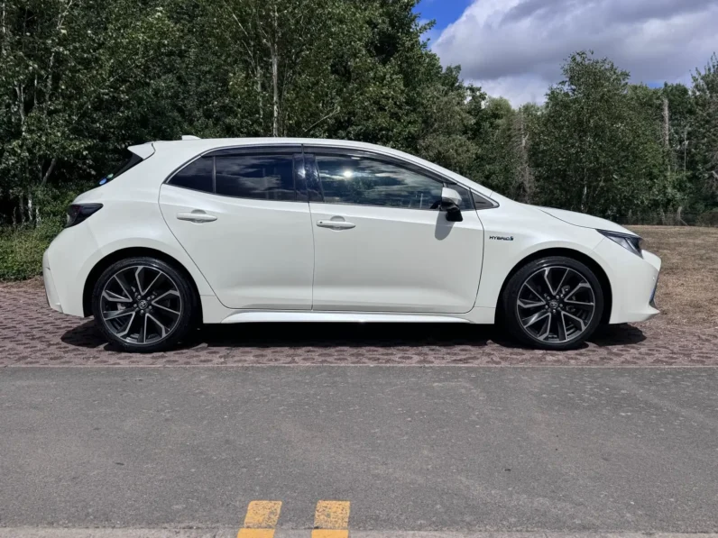 Toyota corolla hybrid Automatic
