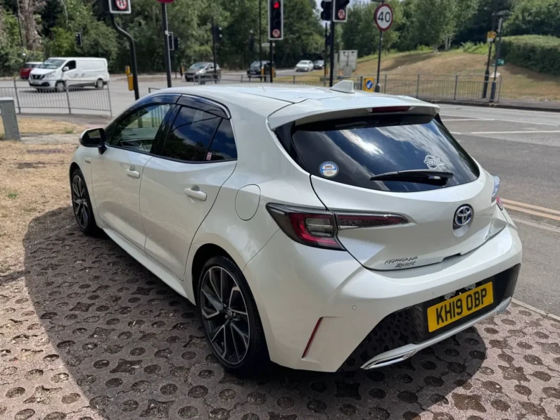 Toyota corolla hybrid Automatic