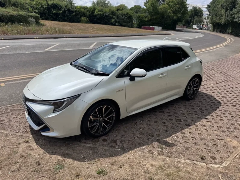 Toyota corolla hybrid Automatic