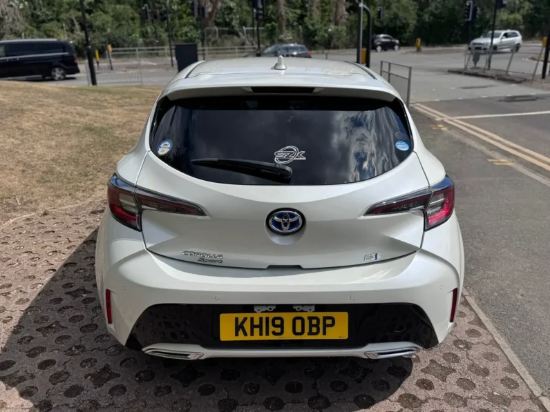 Toyota corolla hybrid Automatic