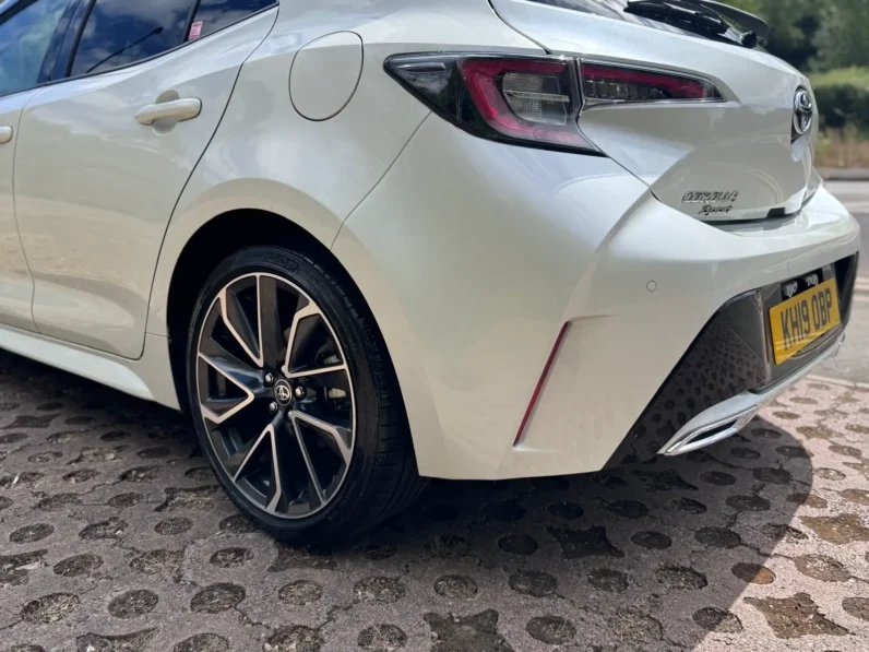 Toyota corolla hybrid Automatic