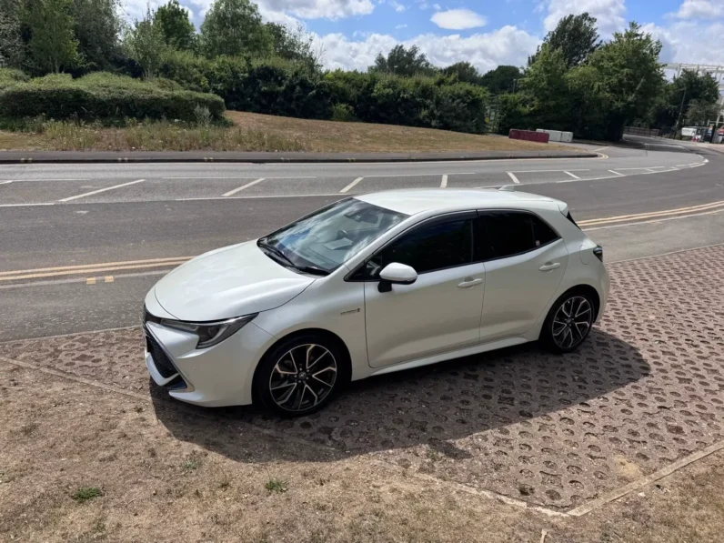 Toyota corolla hybrid Automatic