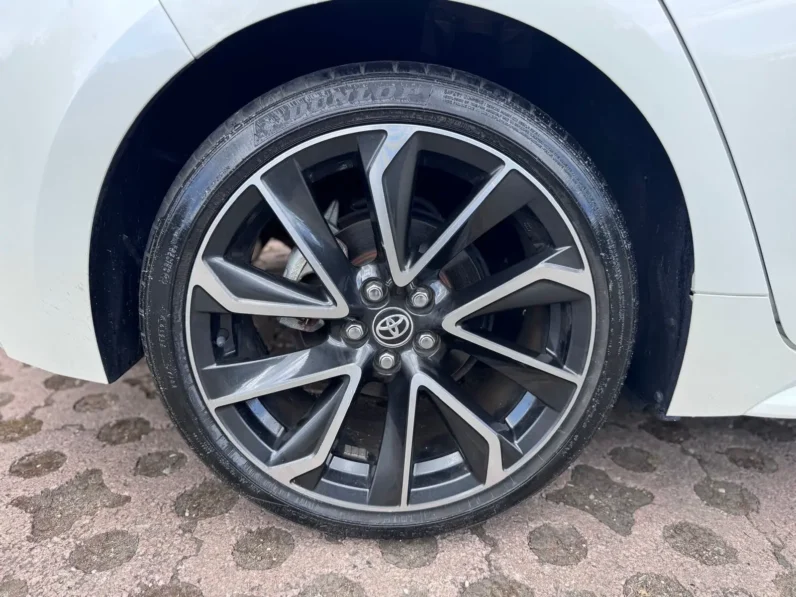 Toyota corolla hybrid Automatic