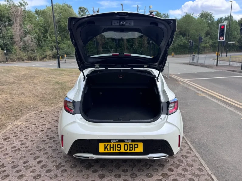 Toyota corolla hybrid Automatic