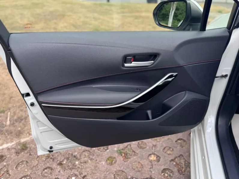 Toyota corolla hybrid Automatic