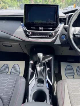 Toyota corolla hybrid Automatic