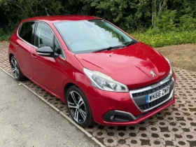 Peugeot 208 Gt line Manual