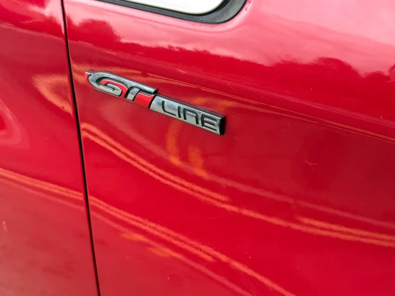 Peugeot 208 Gt line Manual