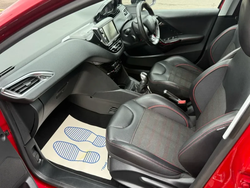 Peugeot 208 Gt line Manual