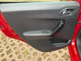 Peugeot 208 Gt line Manual