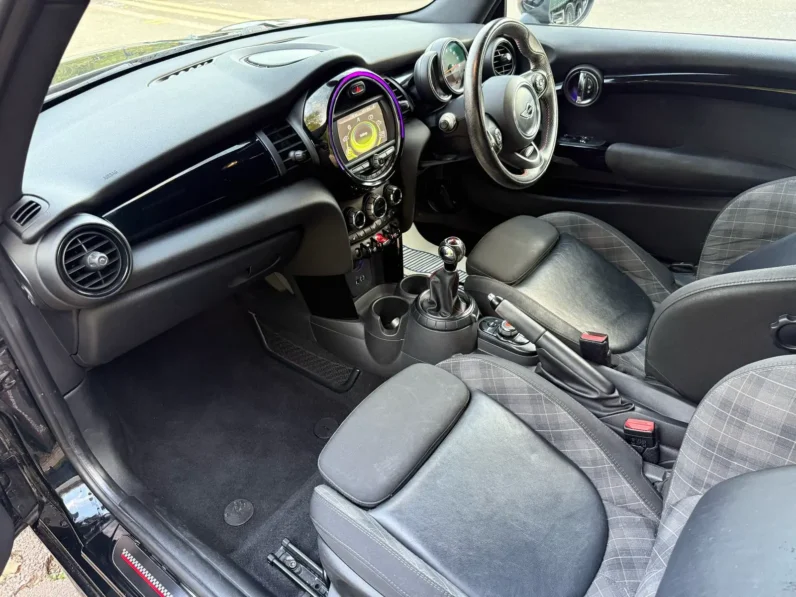 MINI COOPER D WORKS EDITION