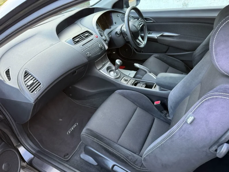 Mercedes benz C180