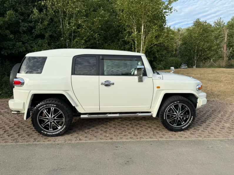 Toyota FJ Cruiser