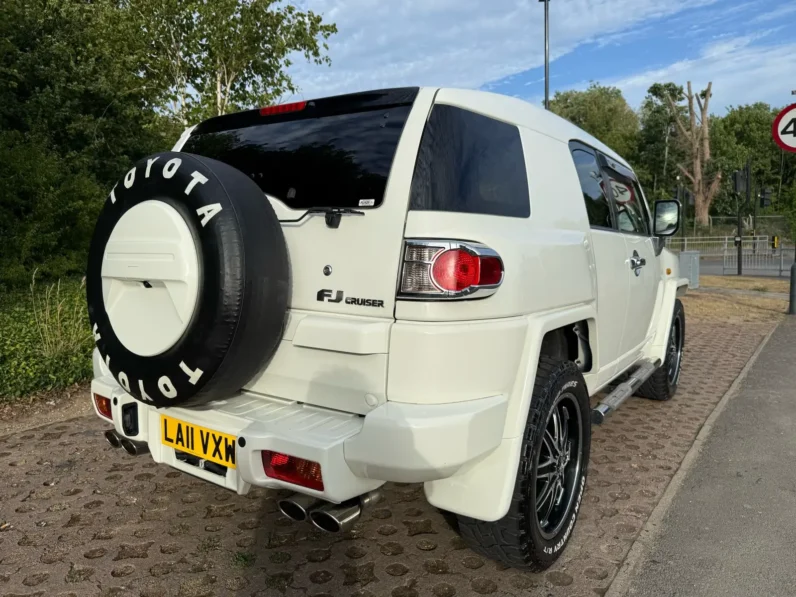 Toyota FJ Cruiser