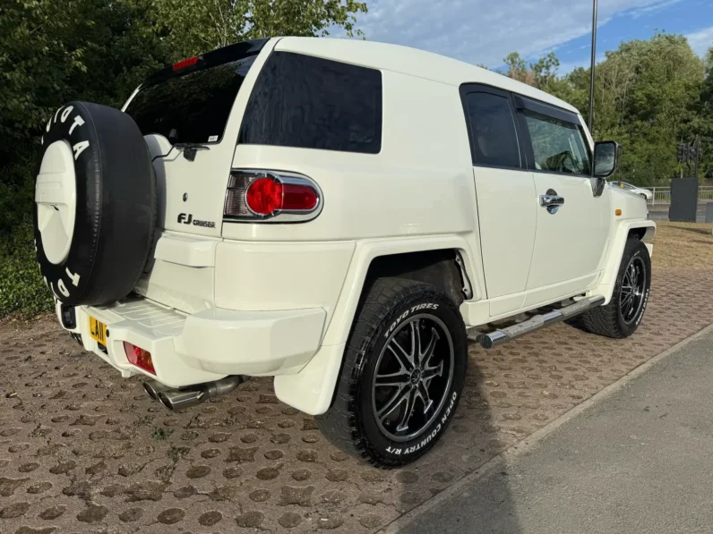 Toyota FJ Cruiser