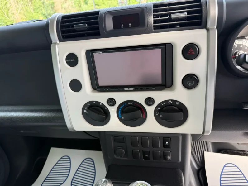 Toyota FJ Cruiser
