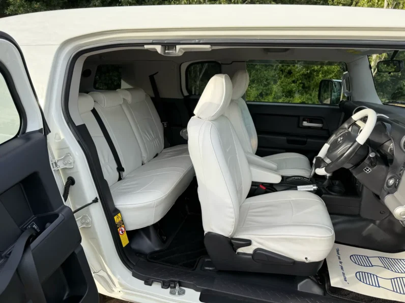Toyota FJ Cruiser