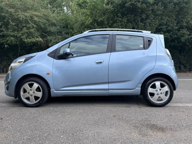 Chevrolet spark LT