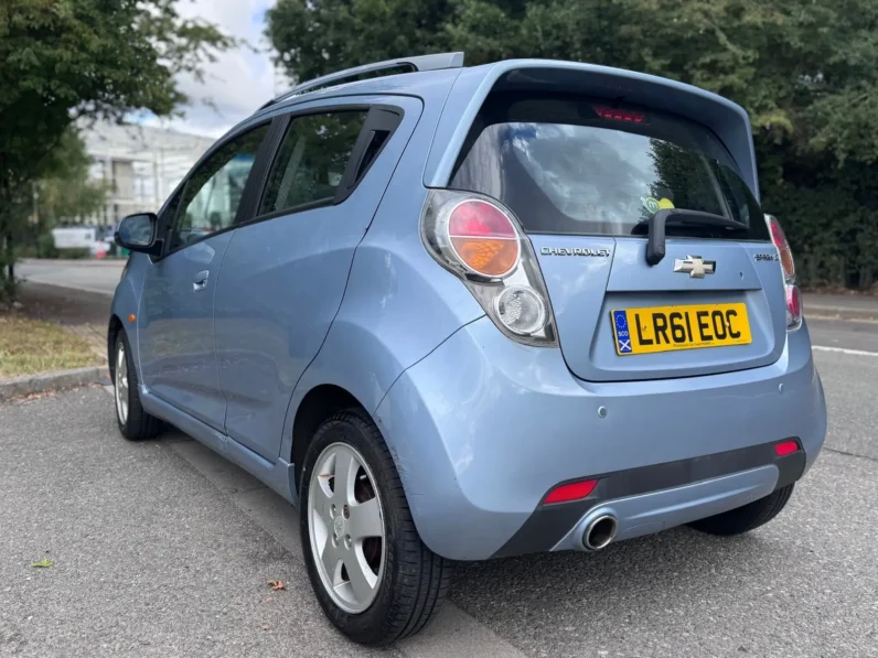 Chevrolet spark LT