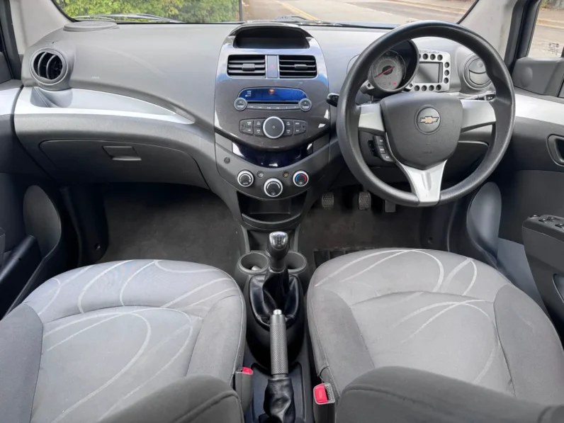 Chevrolet spark LT