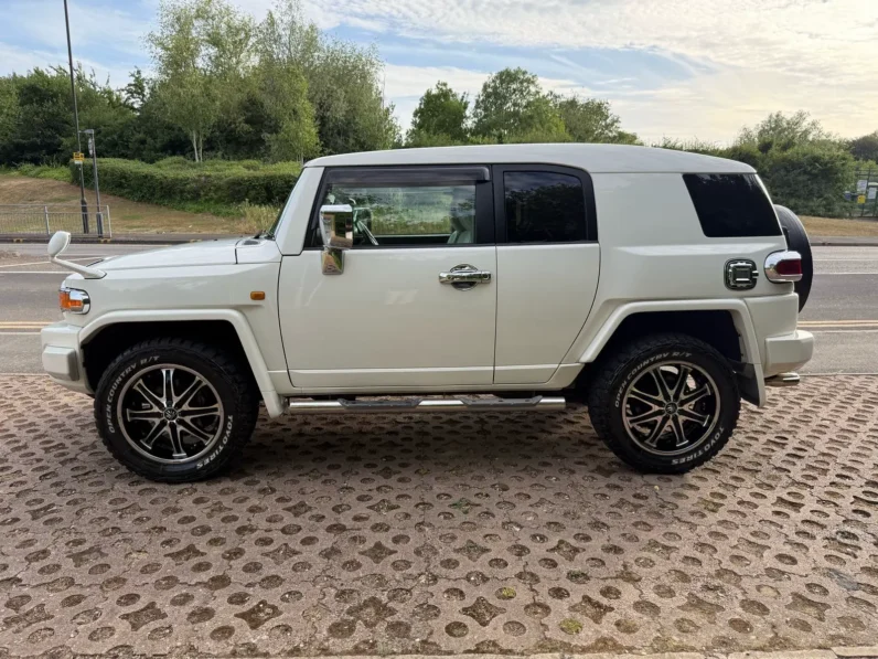 Toyota FJ Cruiser
