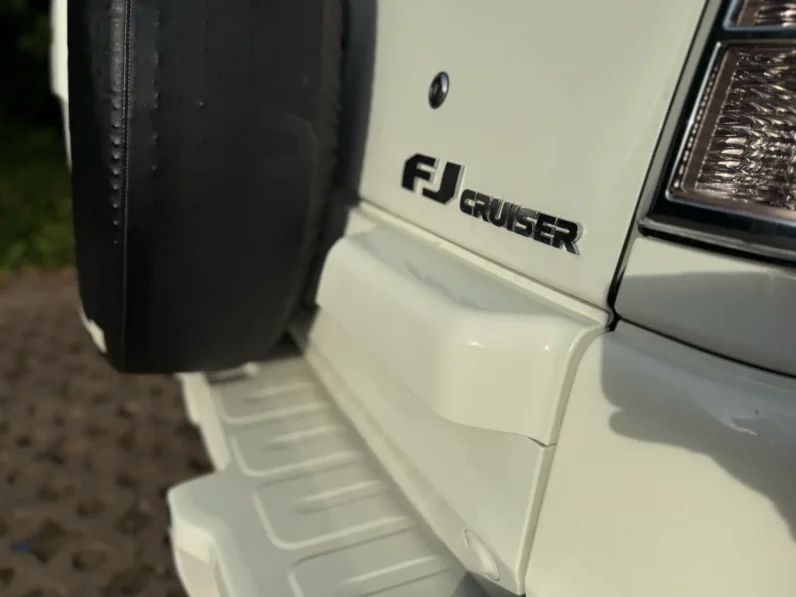 Toyota FJ Cruiser