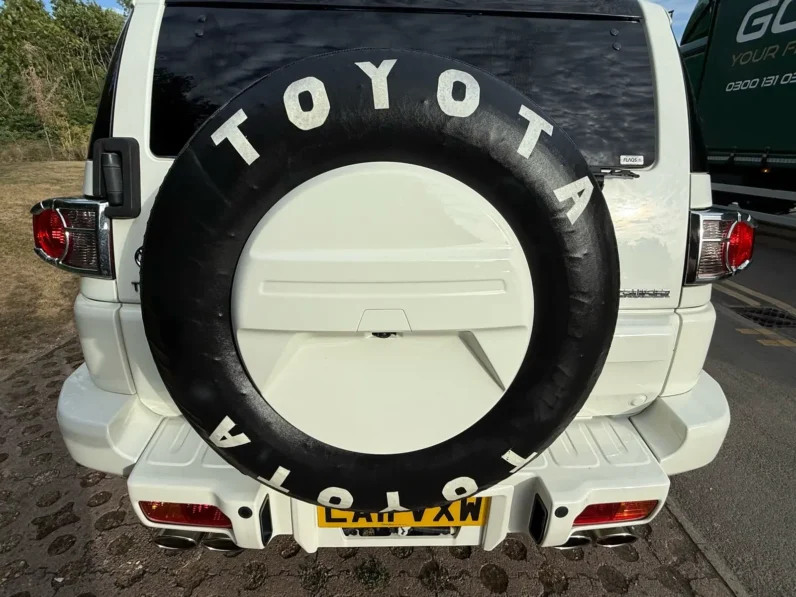 Toyota FJ Cruiser