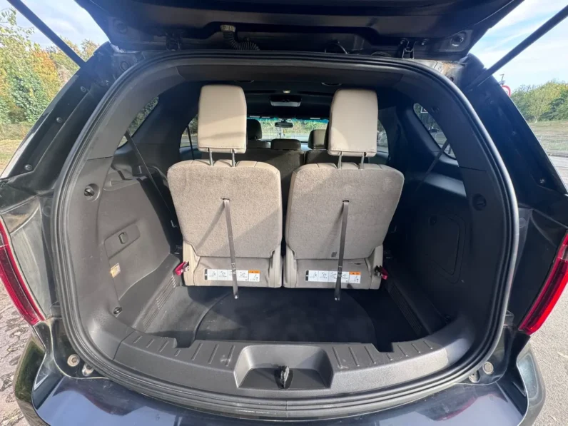 FORD EXPLORER XLT LEFT Black