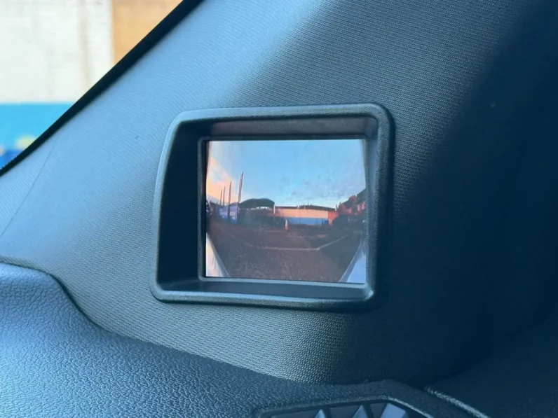 FORD EXPLORER XLT LEFT SILVER