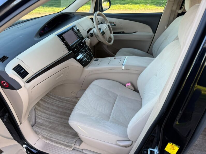 2012 Toyota Estima 2.4 Petrol Hybrid Automatic – 65,000 Miles