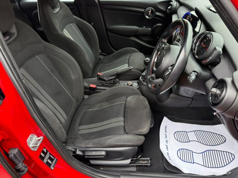 2018 MINI Cooper 1.5 Petrol Manual – 149,000 Miles