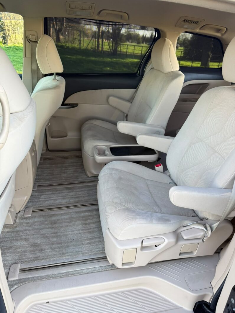 2012 Toyota Estima 2.4 Petrol Hybrid Automatic – 65,000 Miles