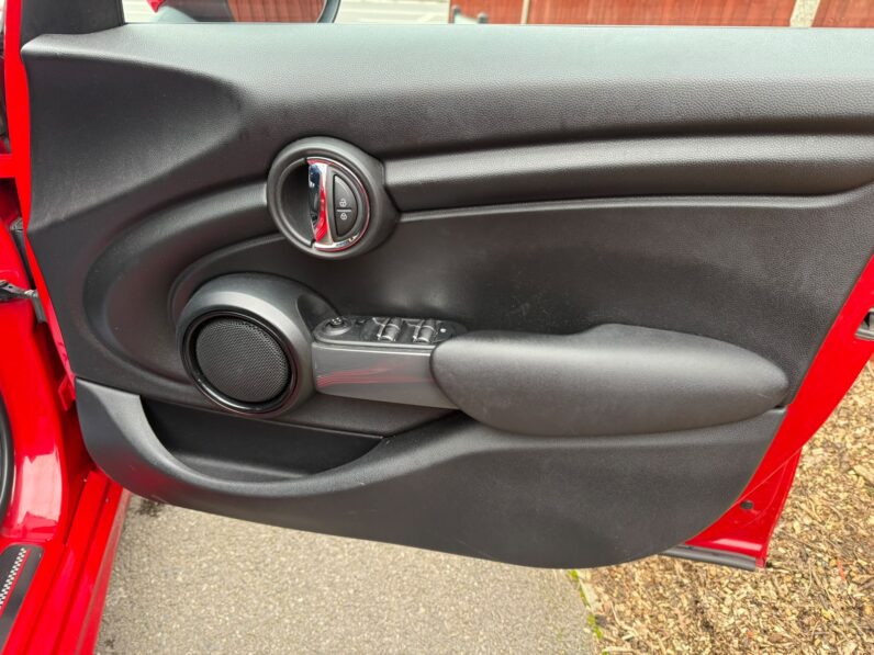 2018 MINI Cooper 1.5 Petrol Manual – 149,000 Miles