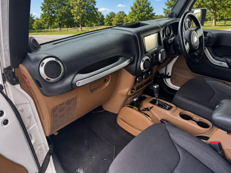 2013 JEEP WRANGLER SAHARA 3.6 PETROL AUTOMATIC