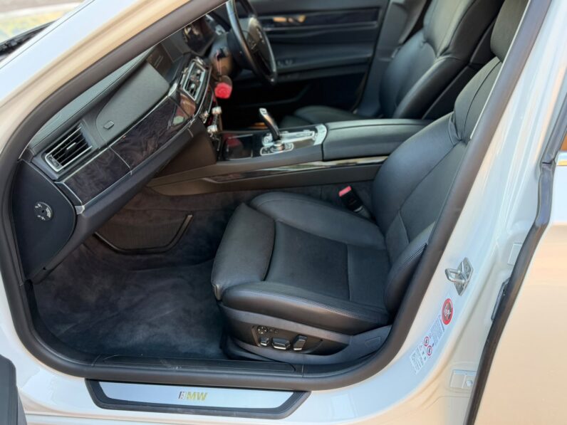 2010 BMW 740i 3.0 Petrol Automatic – 43,000 Genuine Miles